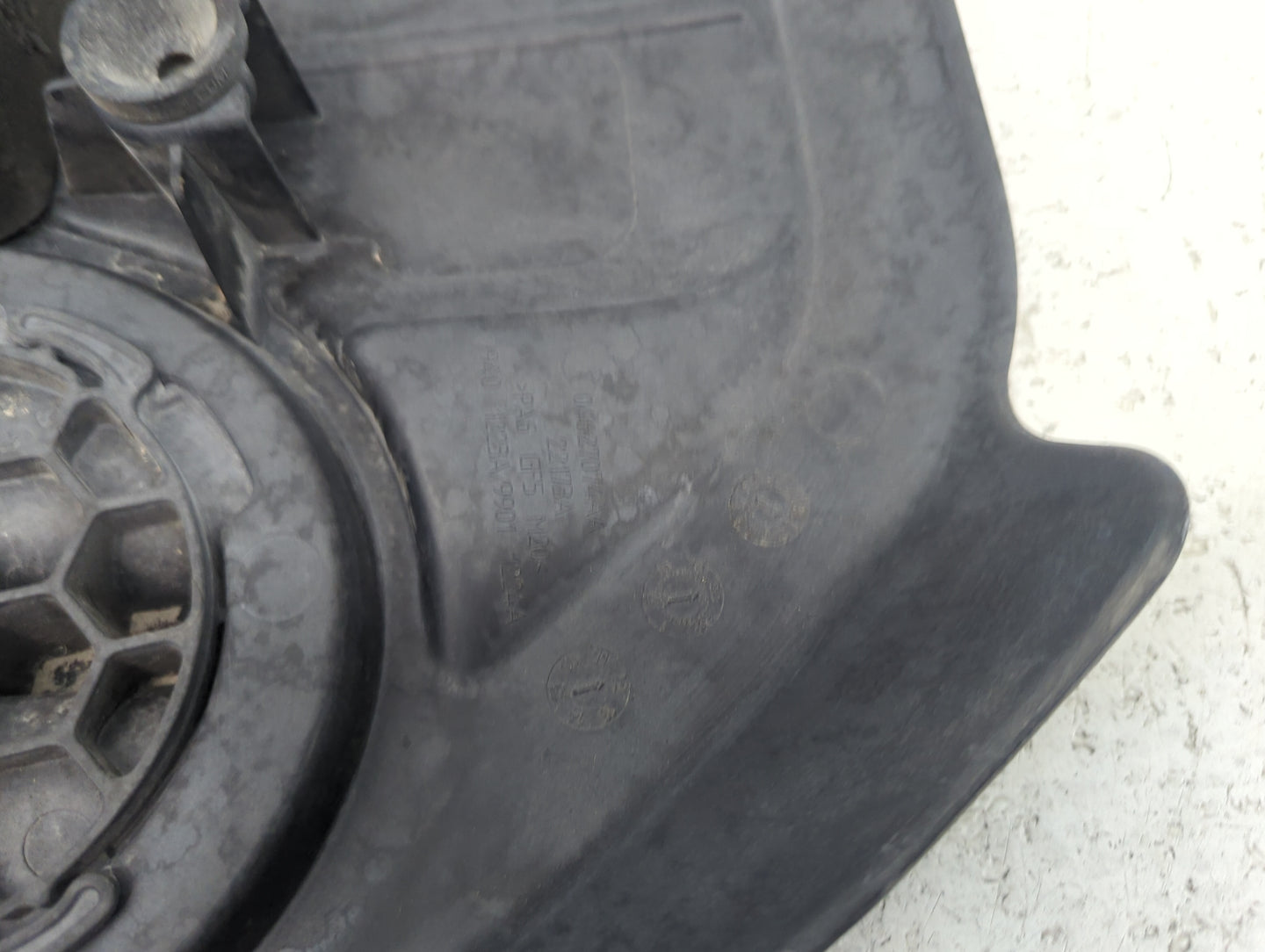 2014 Chrysler 200 Engine Cover Black - Oemusedautoparts1.com