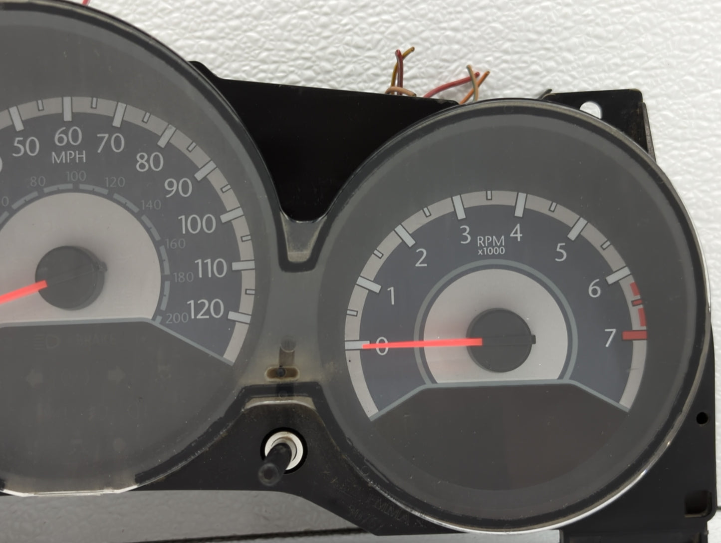 2011-2014 Chrysler 200 Instrument Cluster Speedometer Gauges P/N:P56046512AH P56046514AE Fits Fits 2011 2012 2013 2014 OEM U