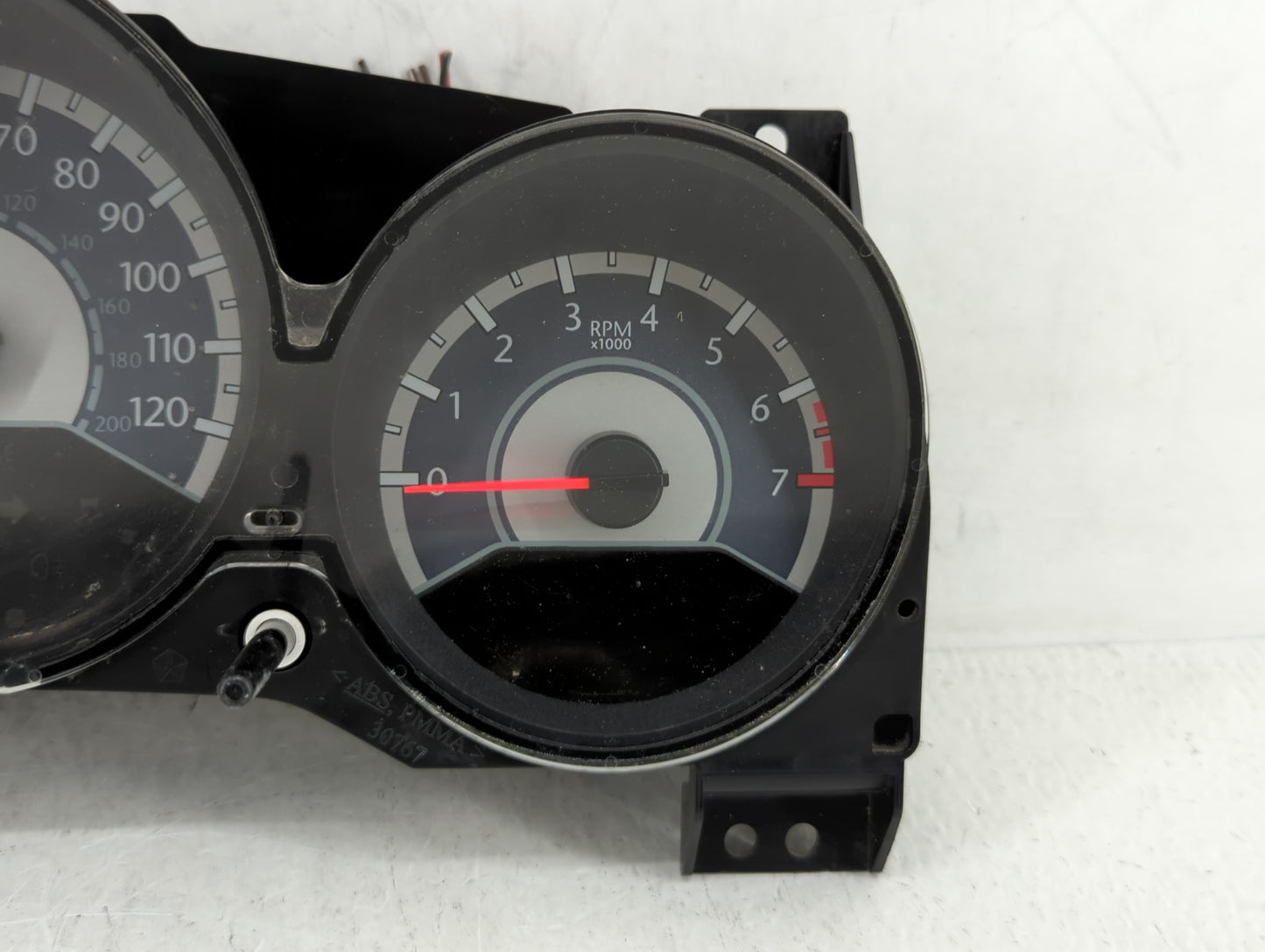 2011-2014 Chrysler 200 Instrument Cluster Speedometer Gauges P/N:P56046512AH Fits Fits 2011 2012 2013 2014 OEM Used Auto Par