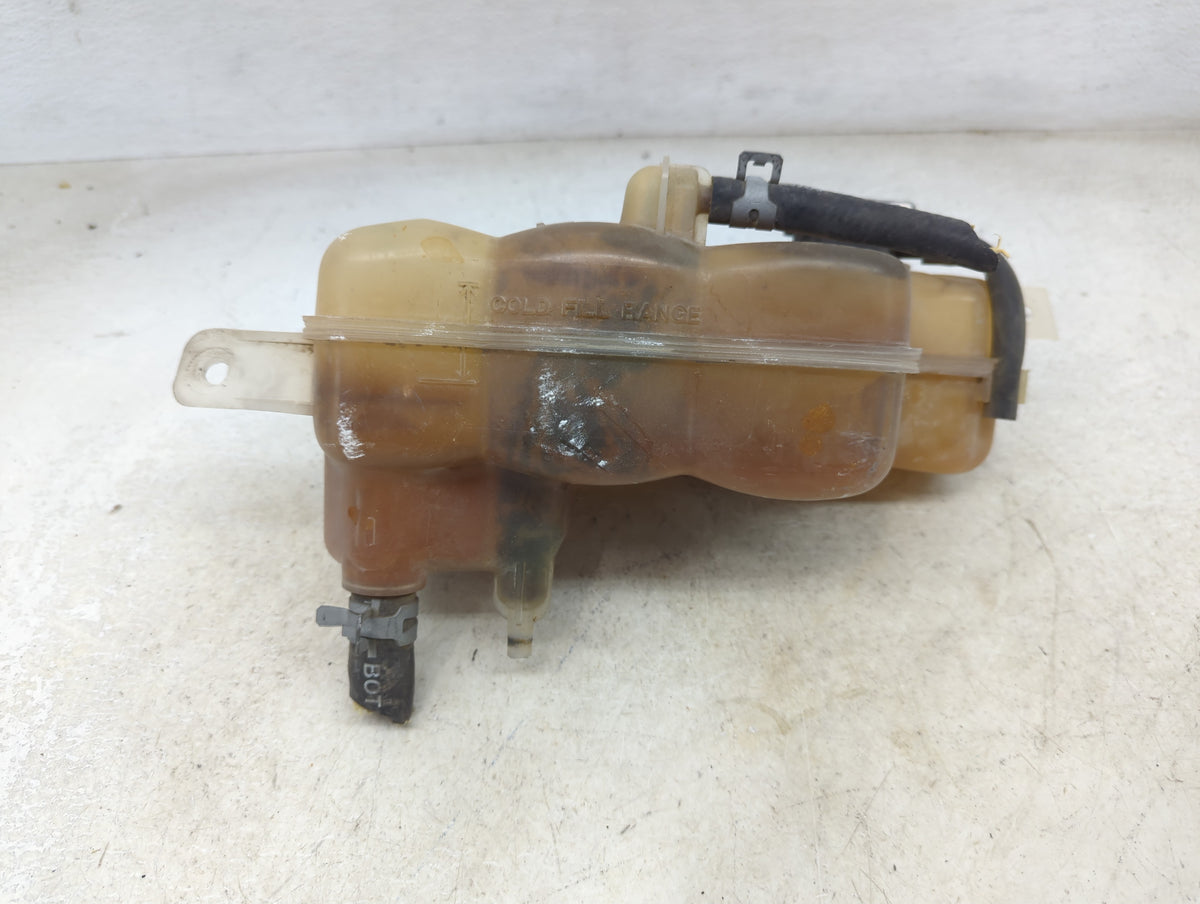 2014 Chrysler 200 Radiator Coolant Overflow Expansion Tank Bottle 400175 - Oemusedautoparts1.com