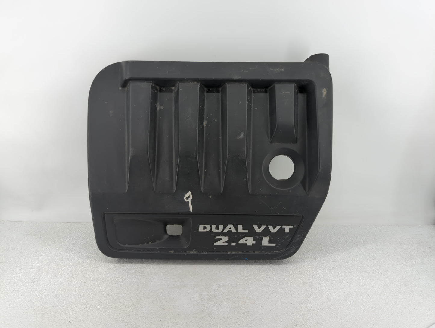 2014 Chrysler 200 Engine Cover - Oemusedautoparts1.com