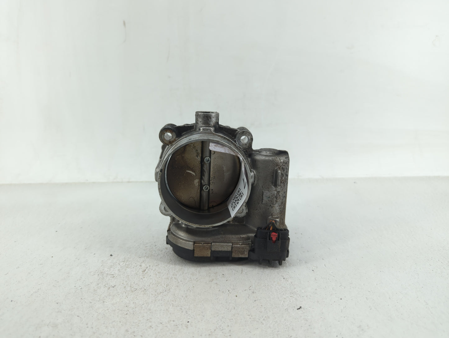 2011-2017 Chrysler 200 Throttle Body P/N:05184349AE 05184349AC Fits OEM Used Auto Parts - Oemusedautoparts1.com