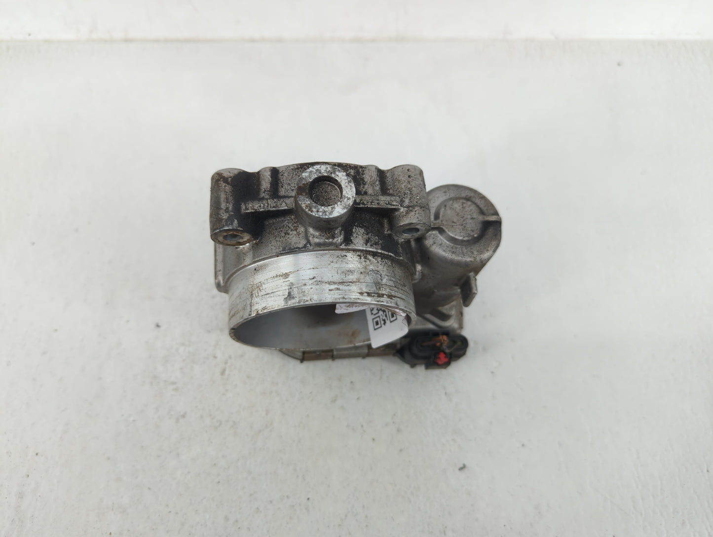 2011-2017 Chrysler 200 Throttle Body P/N:05184349AE 05184349AC Fits OEM Used Auto Parts - Oemusedautoparts1.com