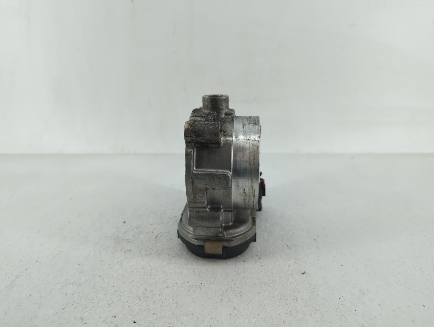 2011-2017 Chrysler 200 Throttle Body P/N:05184349AE 05184349AC Fits OEM Used Auto Parts - Oemusedautoparts1.com