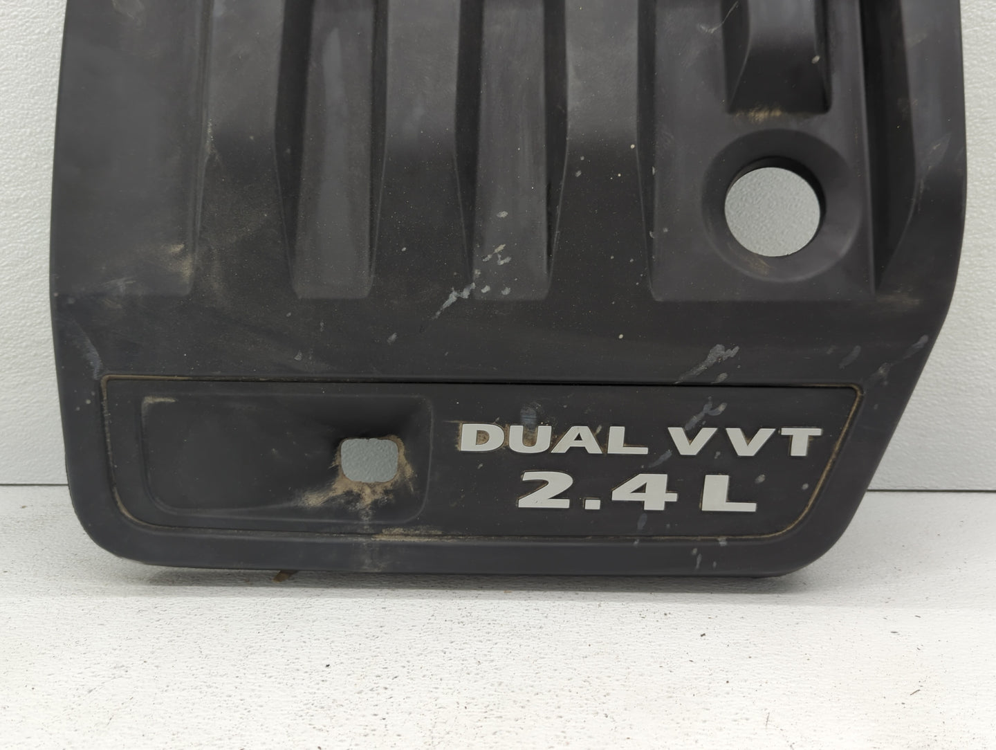 2014 Chrysler 200 Engine Cover - Oemusedautoparts1.com