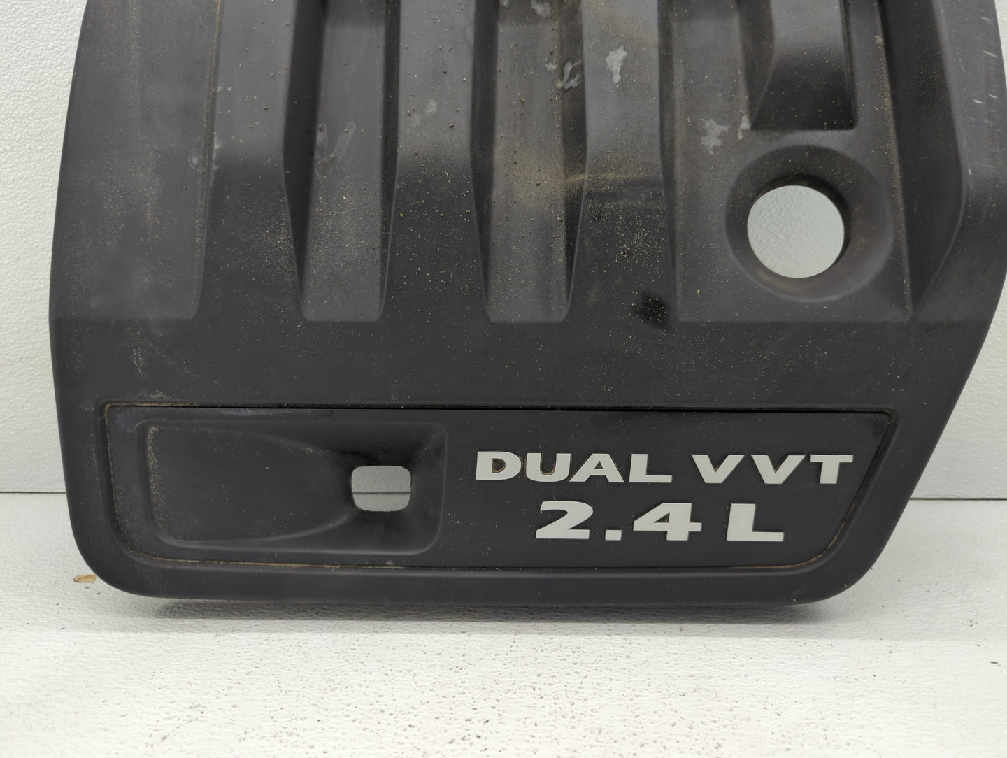 2014 Chrysler 200 Engine Cover - Oemusedautoparts1.com