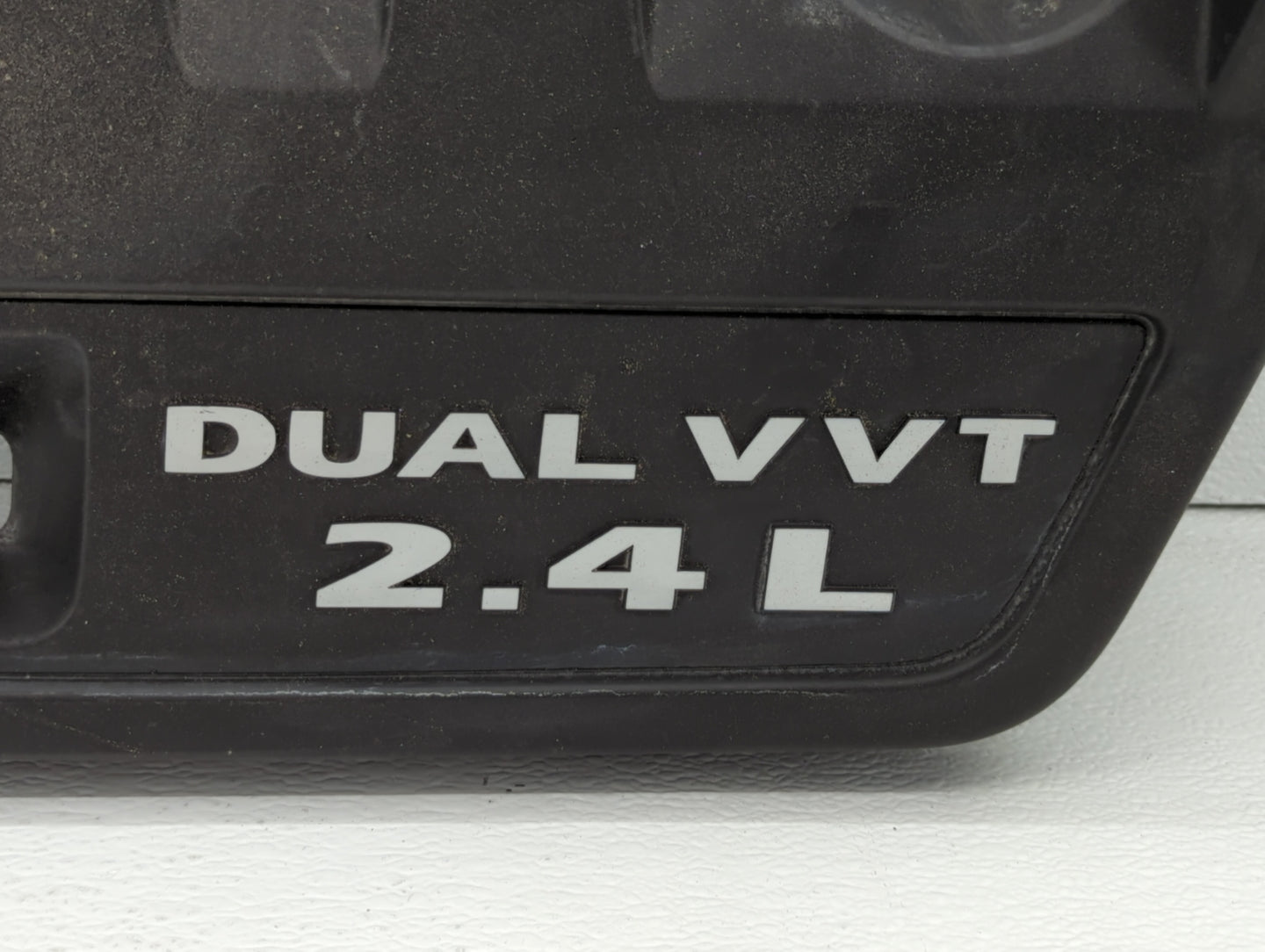 2014 Chrysler 200 Engine Cover - Oemusedautoparts1.com