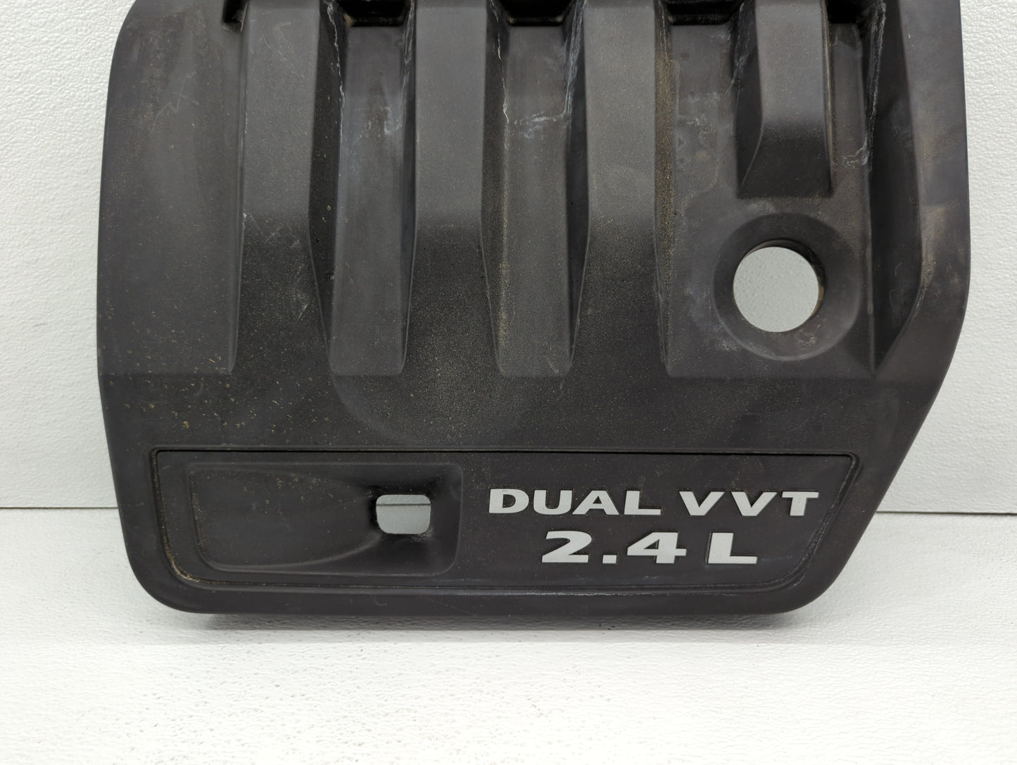 2014 Chrysler 200 Engine Cover - Oemusedautoparts1.com