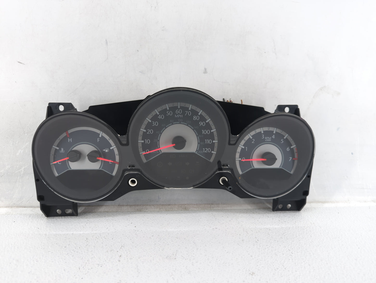 2011-2014 Chrysler 200 Instrument Cluster Speedometer Gauges P/N:P56046514AH Fits Fits 2011 2012 2013 2014 OEM Used Auto Par