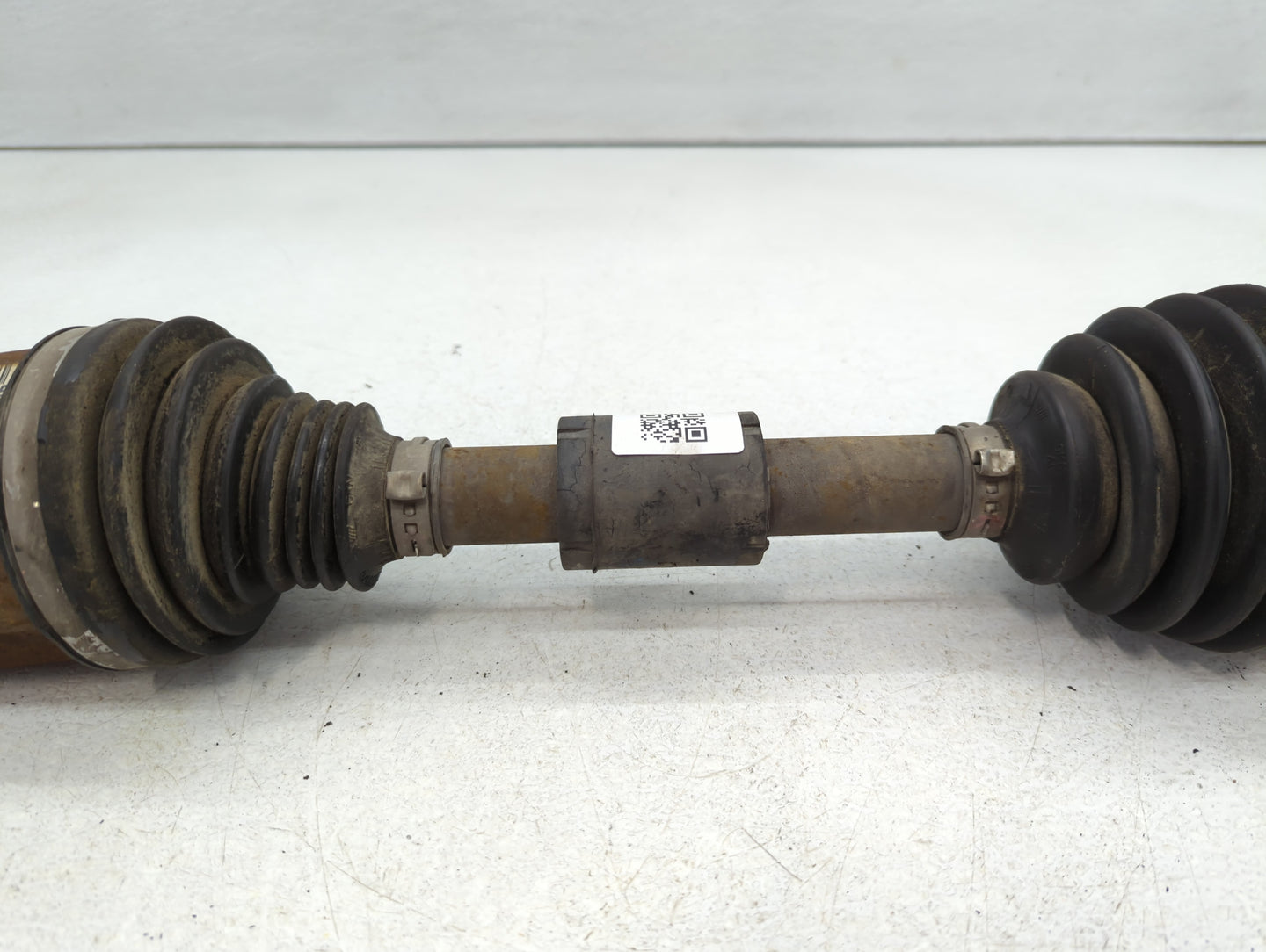 2011-2014 Chrysler 200 Axle Shaft Front Driver Cv C/v - Oemusedautoparts1.com