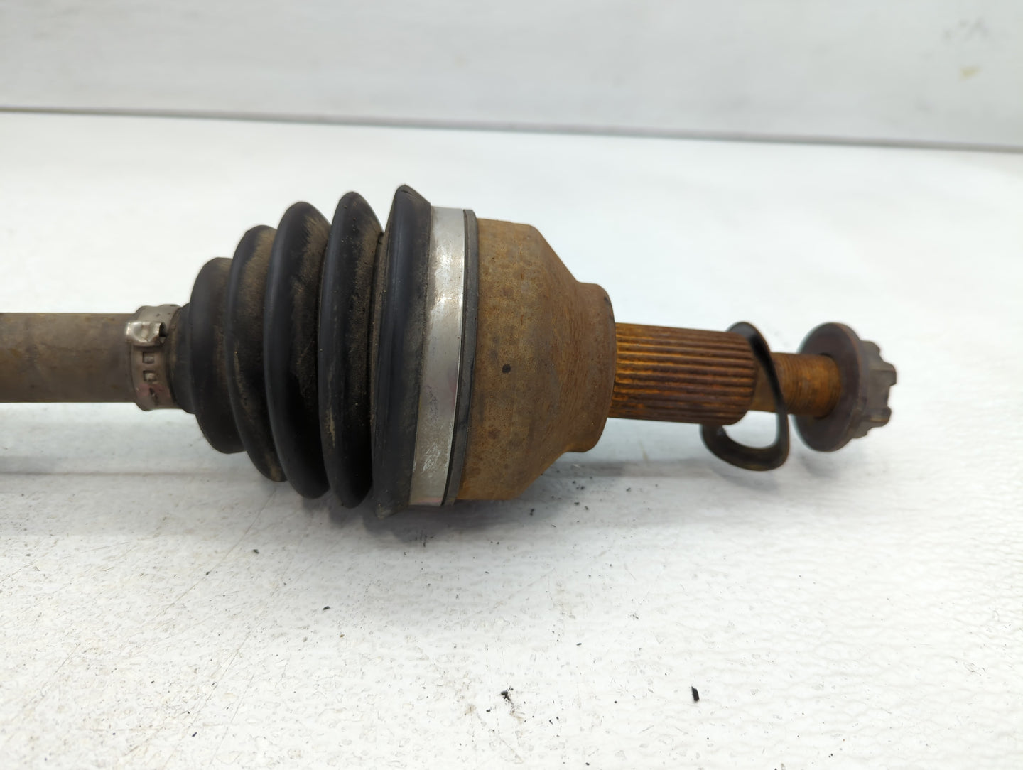 2011-2014 Chrysler 200 Axle Shaft Front Driver Cv C/v - Oemusedautoparts1.com