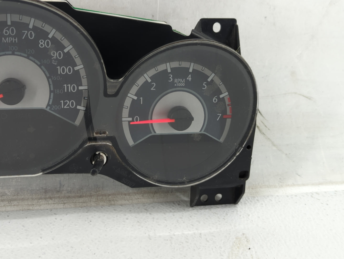 2011-2014 Chrysler 200 Instrument Cluster Speedometer Gauges P/N:P56046514AH Fits Fits 2011 2012 2013 2014 OEM Used Auto Par