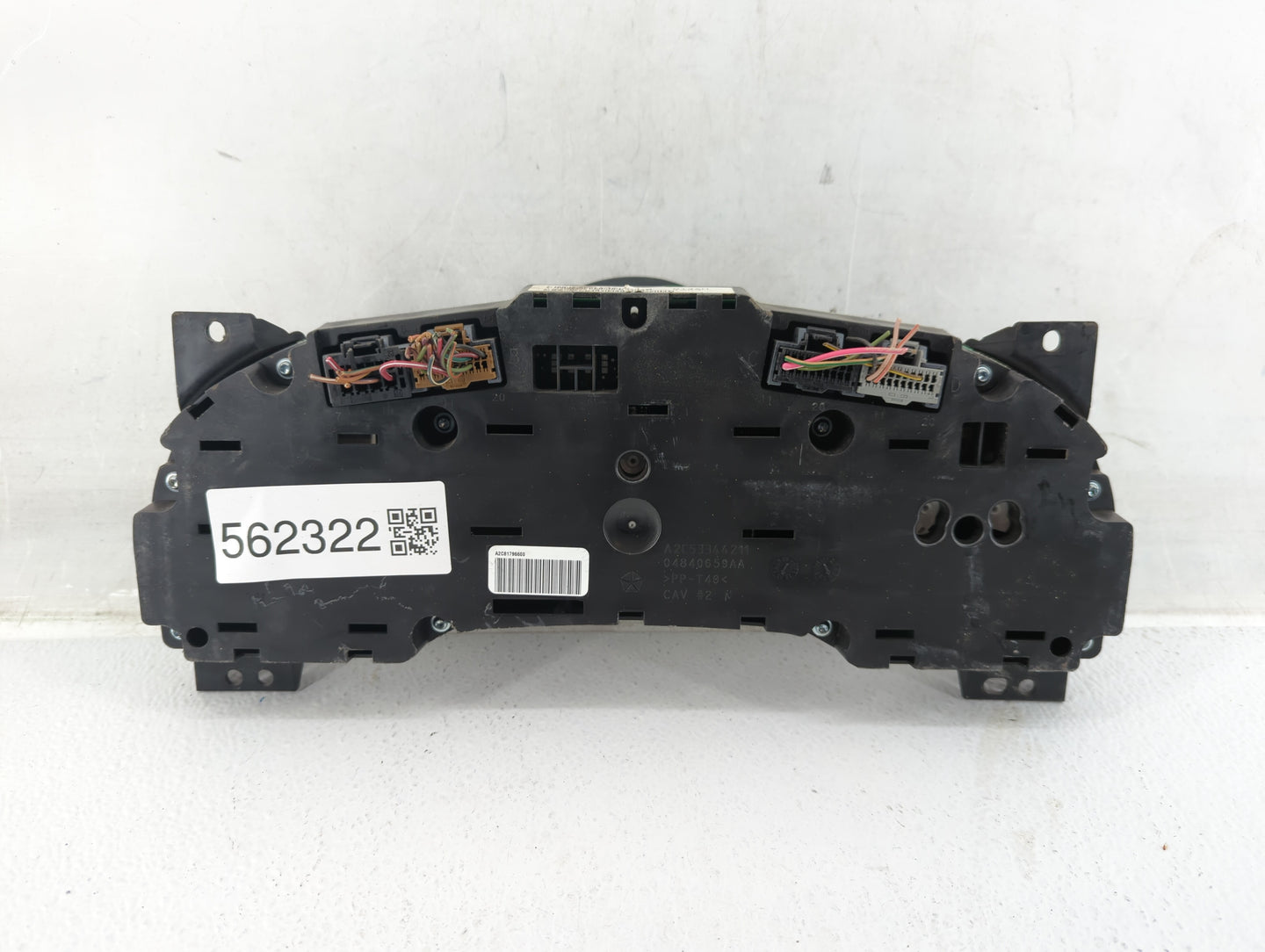 2011-2014 Chrysler 200 Instrument Cluster Speedometer Gauges P/N:P56046514AH Fits Fits 2011 2012 2013 2014 OEM Used Auto Par