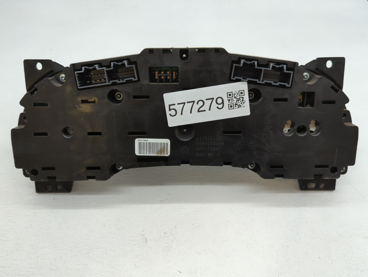2011-2014 Chrysler 200 Instrument Cluster Speedometer Gauges P/N:514AH2233 P56046514AH Fits Fits 2011 2012 2013 2014 OEM Use
