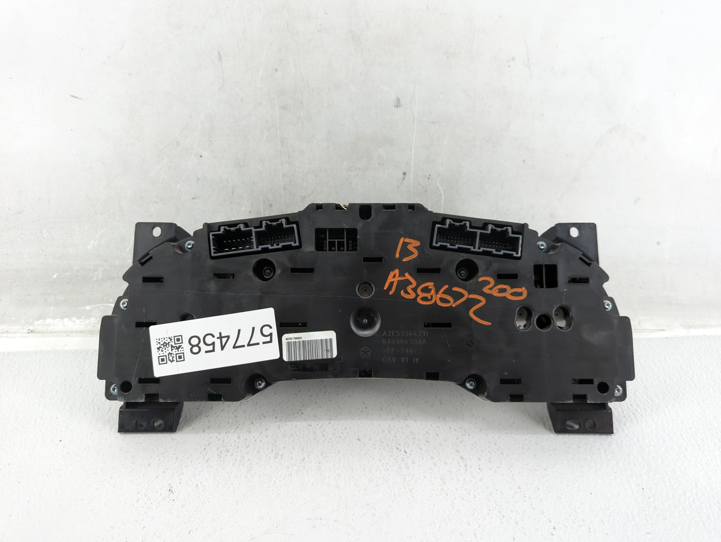 2011-2014 Chrysler 200 Instrument Cluster Speedometer Gauges P/N:514AH2233 Miles: Fits Fits 2011 2012 2013 2014 OEM Used Aut