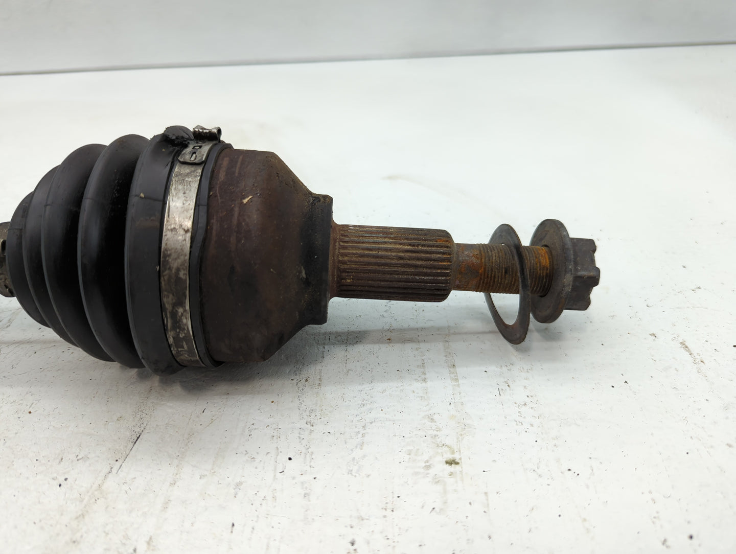 2011-2014 Chrysler 200 Axle Shaft Front Driver Cv C/v - Oemusedautoparts1.com