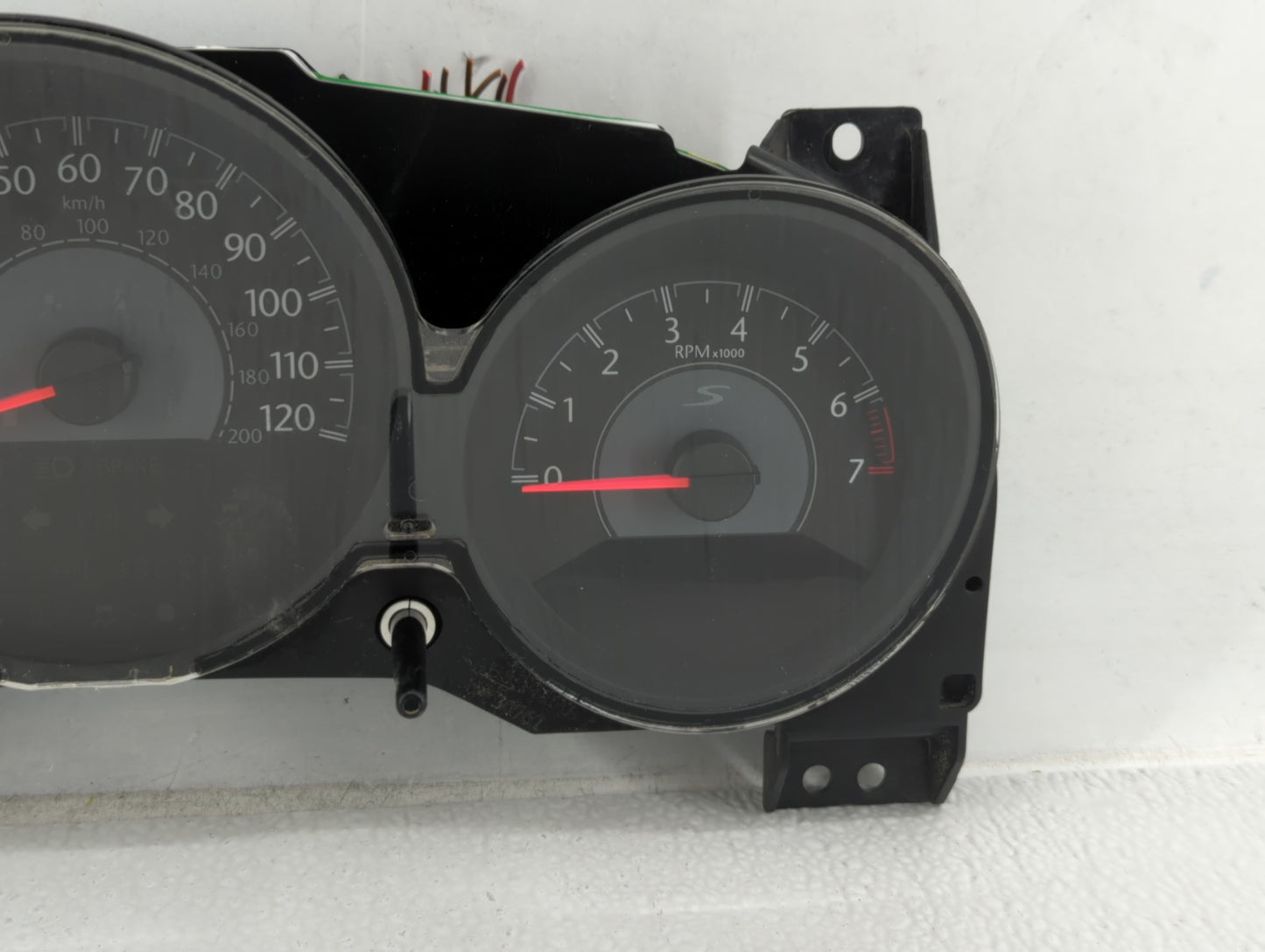 2011-2014 Chrysler 200 Instrument Cluster Speedometer Gauges P/N:P56046911AE Fits Fits 2011 2012 2013 2014 OEM Used Auto Par