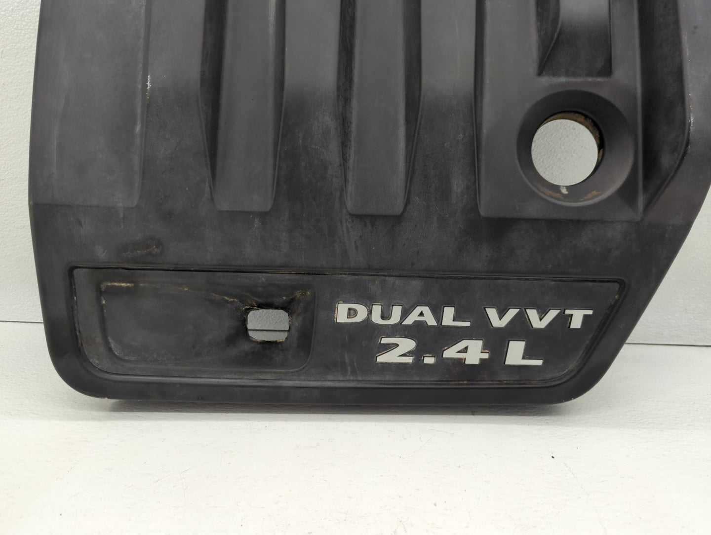 2014 Chrysler 200 Engine Cover - Oemusedautoparts1.com