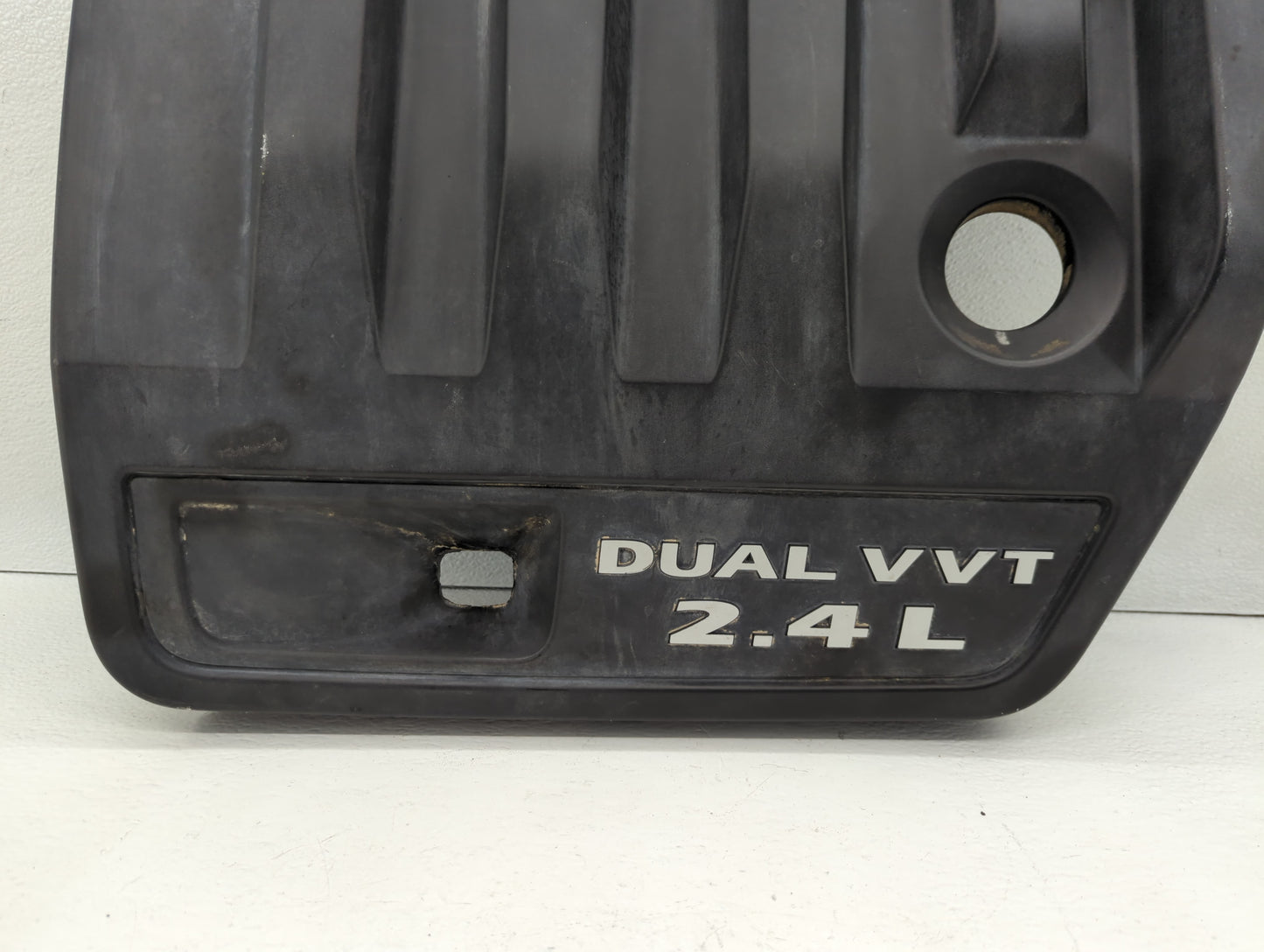 2014 Chrysler 200 Engine Cover - Oemusedautoparts1.com