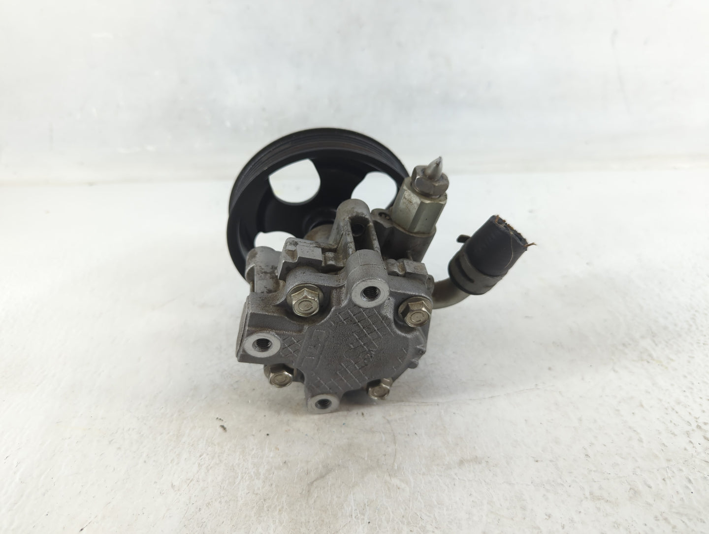 2011-2014 Chrysler 200 Power Steering Column Pump Oem - Oemusedautoparts1.com