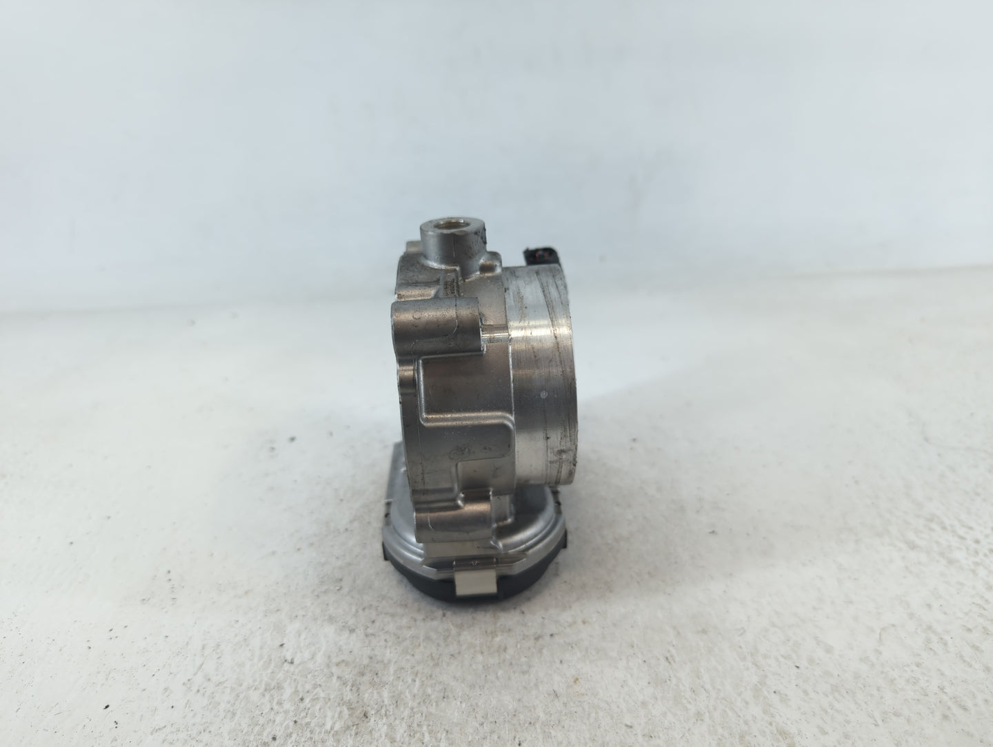 2011-2017 Chrysler 200 Throttle Body P/N:05184349AC Fits Fits 2011 2012 2013 2014 2015 2016 2017 2018 2019 2020 2021 2022 OE
