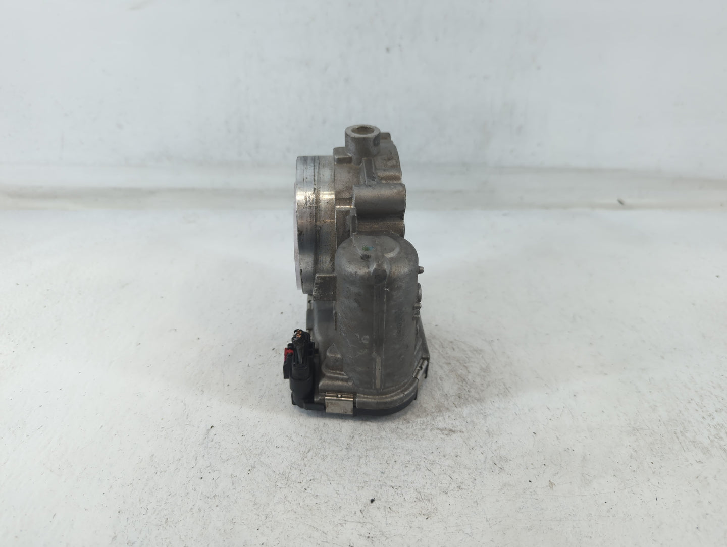 2011-2017 Chrysler 200 Throttle Body P/N:05184349AC Fits Fits 2011 2012 2013 2014 2015 2016 2017 2018 2019 2020 2021 2022 OE