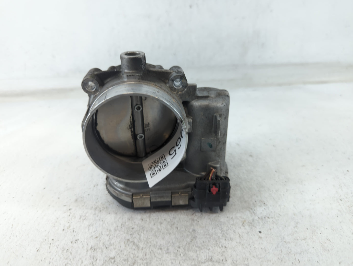 2011-2017 Chrysler 200 Throttle Body P/N:0 280 750 570 05184349AC Fits OEM Used Auto Parts - Oemusedautoparts1.com