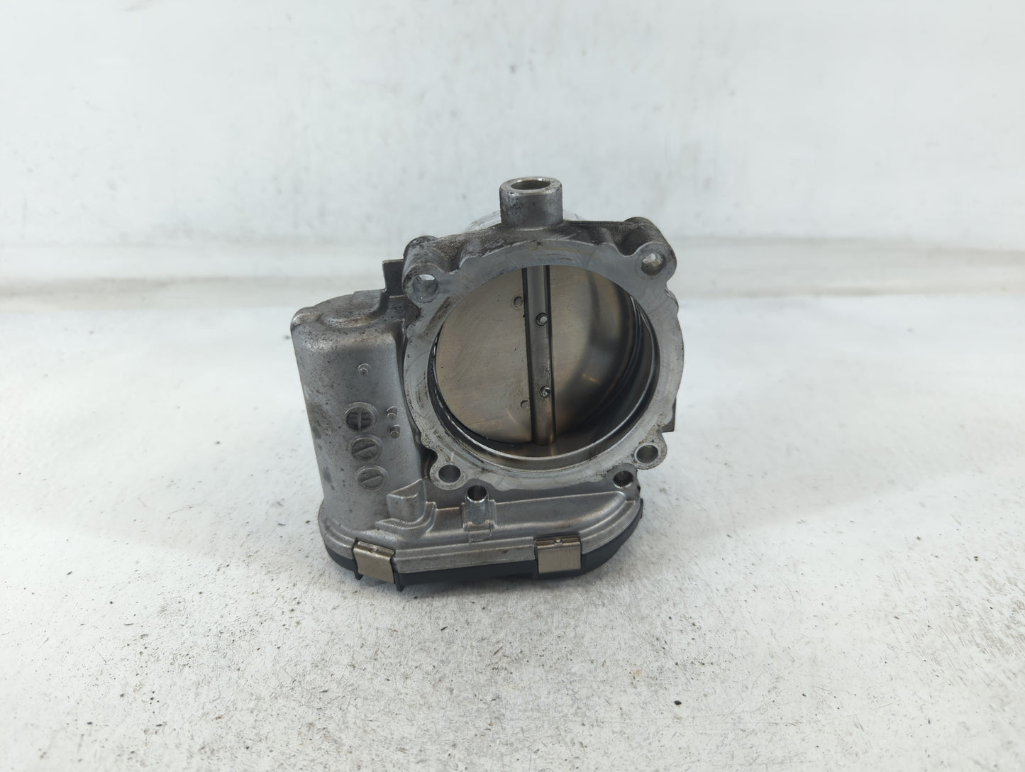 2011-2017 Chrysler 200 Throttle Body P/N:0 280 750 570 05184349AC Fits OEM Used Auto Parts - Oemusedautoparts1.com