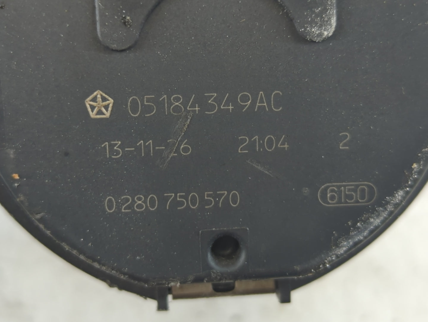 2011-2017 Chrysler 200 Throttle Body P/N:0 280 750 570 05184349AC Fits OEM Used Auto Parts - Oemusedautoparts1.com