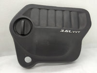 2014 Chrysler 200 Engine Cover - Oemusedautoparts1.com
