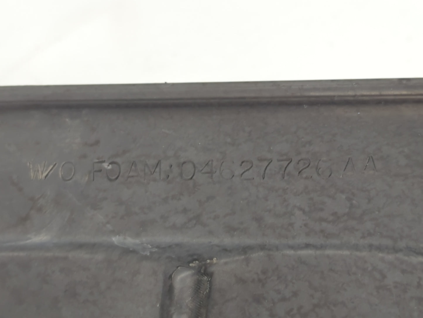 2014 Chrysler 200 Engine Cover - Oemusedautoparts1.com