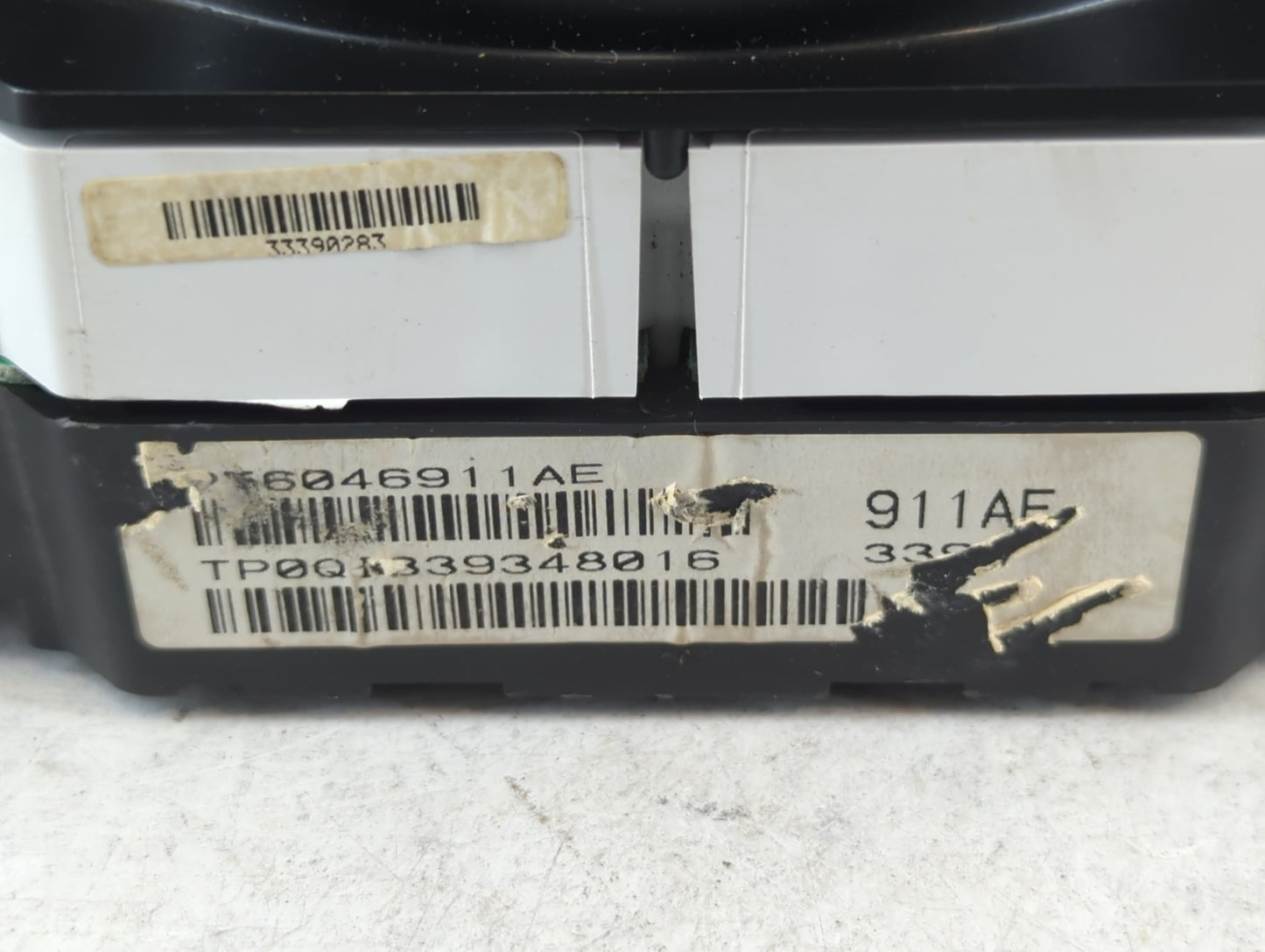 2011-2014 Chrysler 200 Instrument Cluster Speedometer Gauges Fits Fits 2011 2012 2013 2014 OEM Used Auto Parts - Oemusedauto