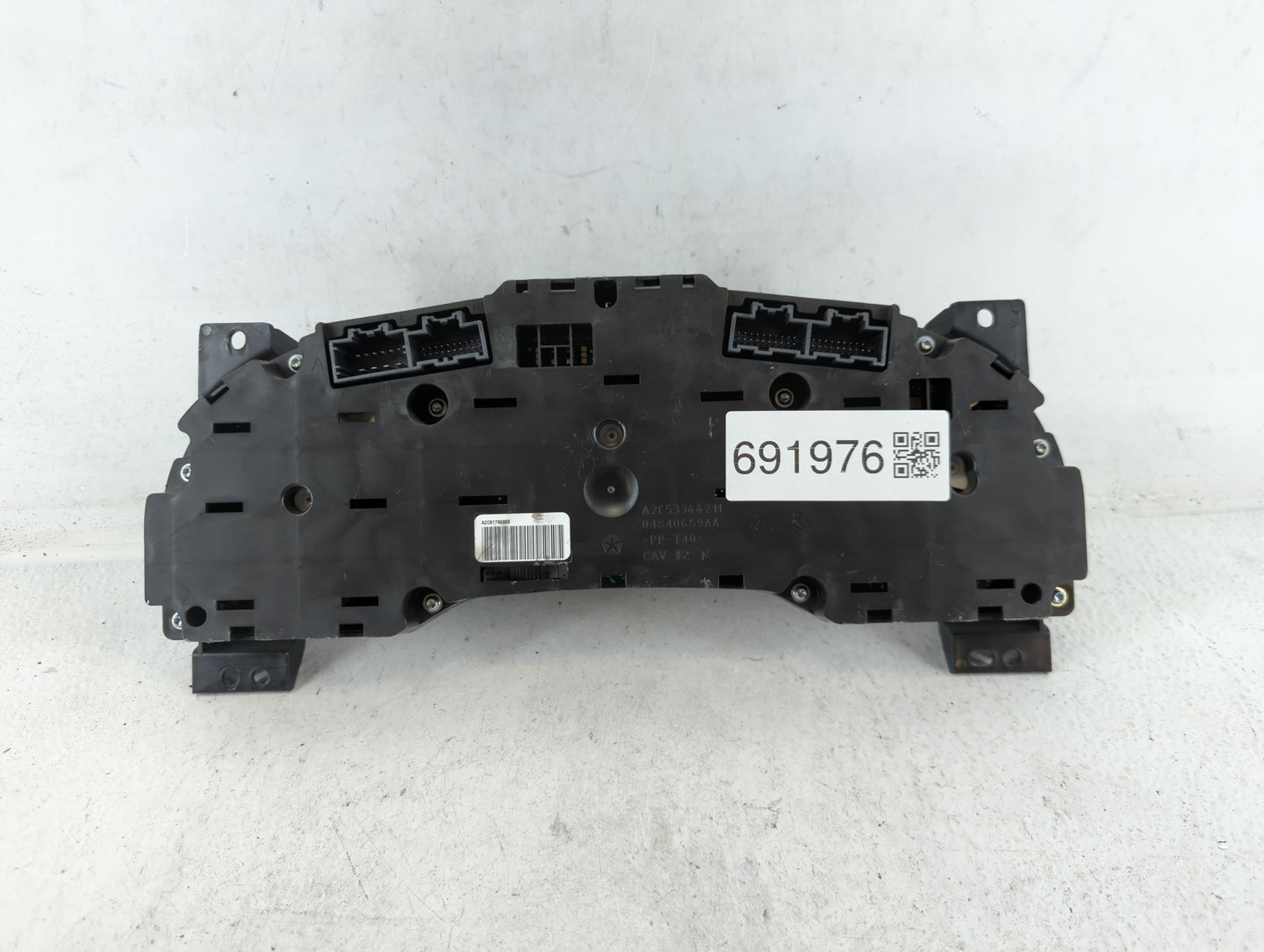 2011-2014 Chrysler 200 Instrument Cluster Speedometer Gauges Fits Fits 2011 2012 2013 2014 OEM Used Auto Parts - Oemusedauto