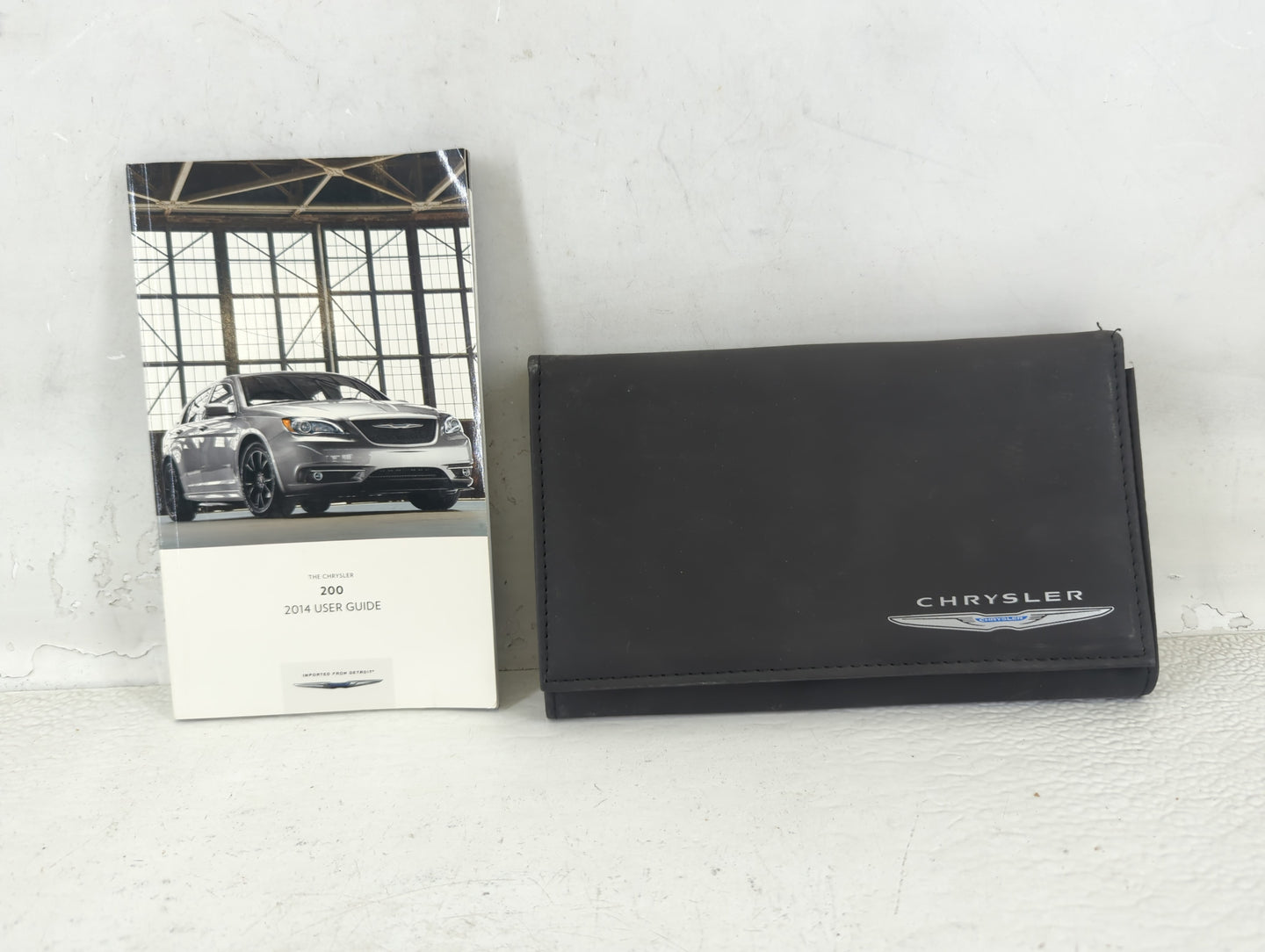 2014 Chrysler 200 Owners Manual Book Guide P/N:14C41-926-AA OEM Used Auto Parts - Oemusedautoparts1.com