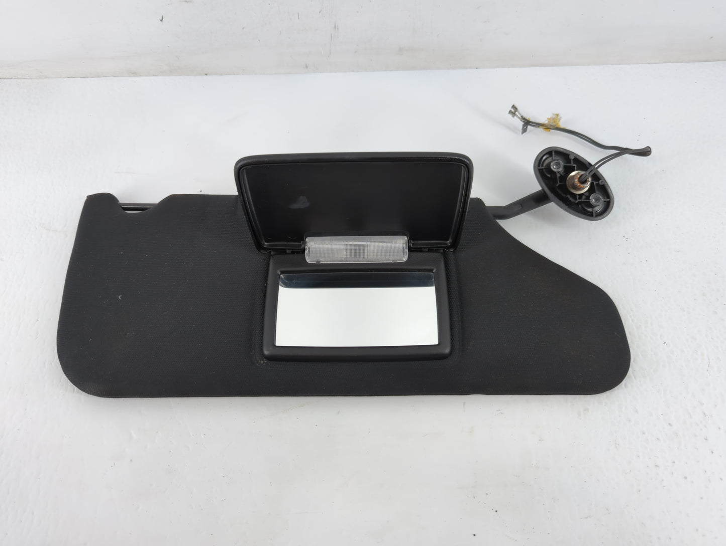 2011-2014 Chrysler 200 Sun Visor Shade Replacement Passenger Right Mirror Fits Fits 2011 2012 2013 2014 OEM Used Auto Parts 