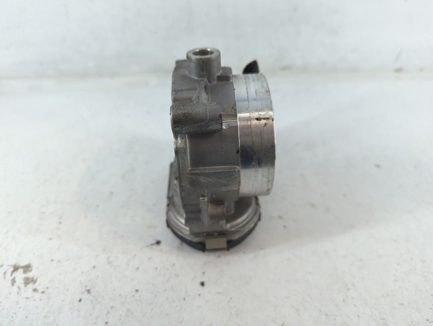 2011-2017 Chrysler 200 Throttle Body P/N:0 280 750 570 05184349AC Fits OEM Used Auto Parts - Oemusedautoparts1.com
