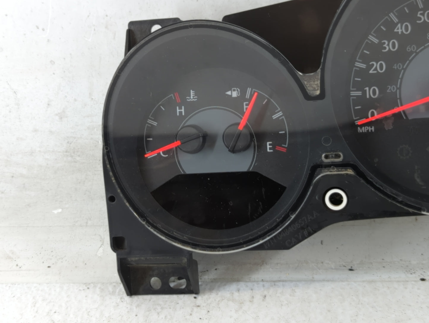 2011-2014 Chrysler 200 Instrument Cluster Speedometer Gauges P/N:P56046911AE Fits Fits 2011 2012 2013 2014 OEM Used Auto Par