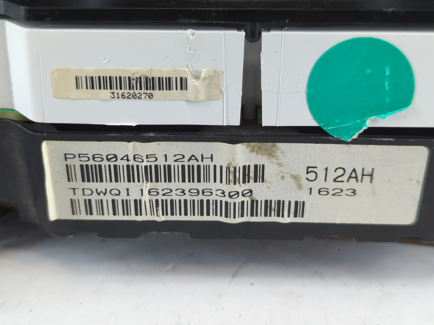 2011-2014 Chrysler 200 Instrument Cluster Speedometer Gauges P/N:P56046512AH Fits Fits 2011 2012 2013 2014 OEM Used Auto Par