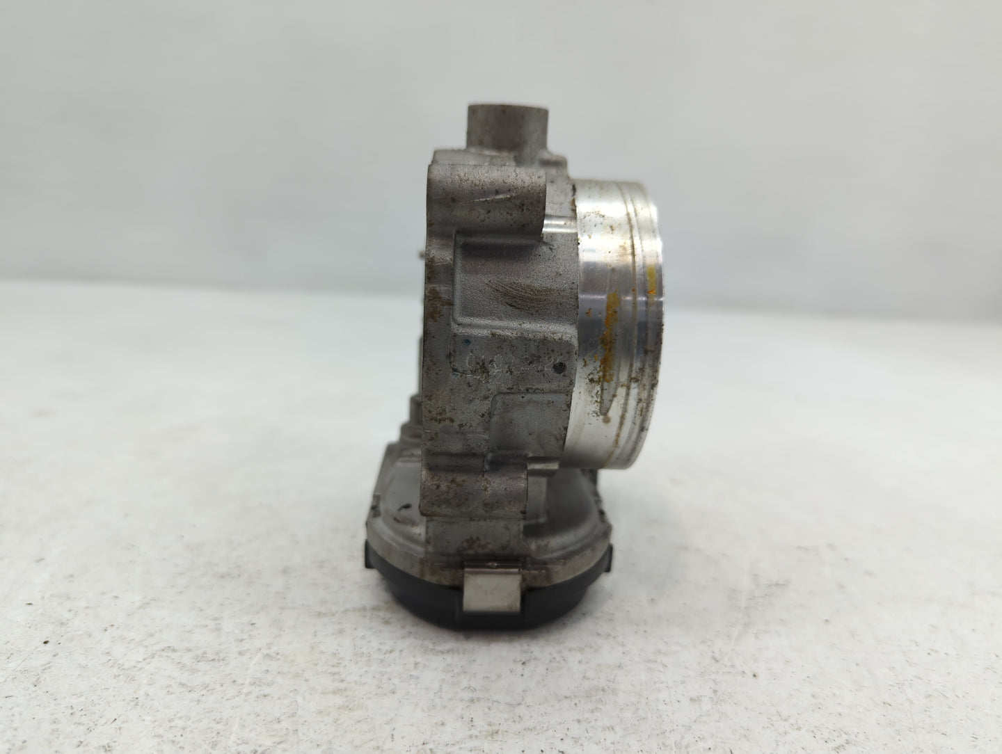 2011-2017 Chrysler 200 Throttle Body P/N:05184349AE Fits Fits 2011 2012 2013 2014 2015 2016 2017 2018 2019 2020 2021 2022 OE