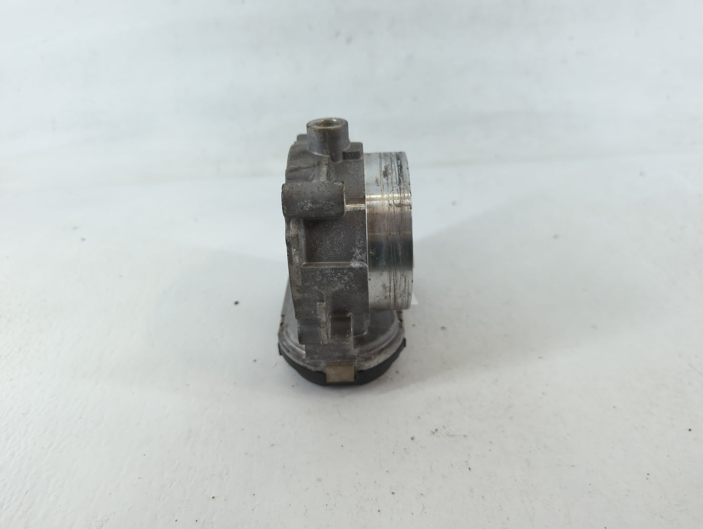 2011-2017 Chrysler 200 Throttle Body P/N:0 280 750 570 05184349AC Fits OEM Used Auto Parts - Oemusedautoparts1.com