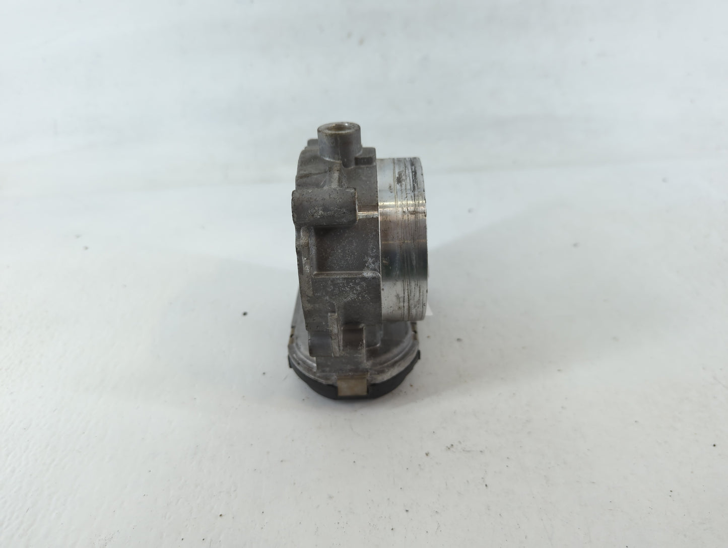 2011-2017 Chrysler 200 Throttle Body P/N:0 280 750 570 05184349AC Fits OEM Used Auto Parts - Oemusedautoparts1.com