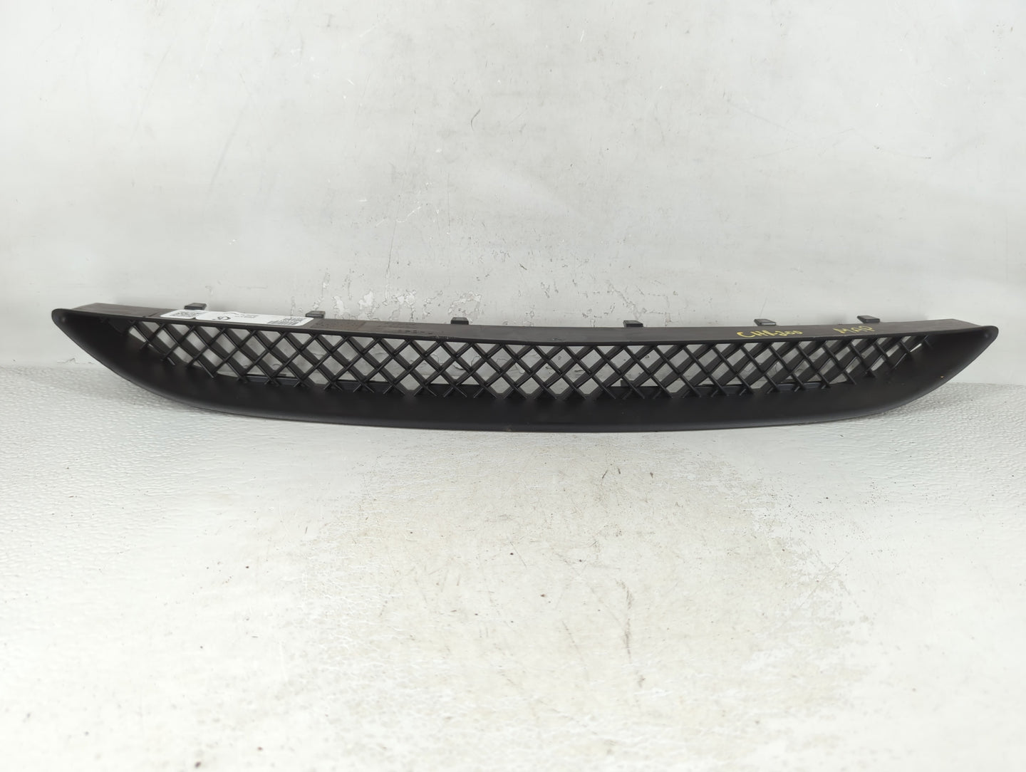 2011-2014 Chrysler 200 Front Grille Bumper Not Included - Oemusedautoparts1.com