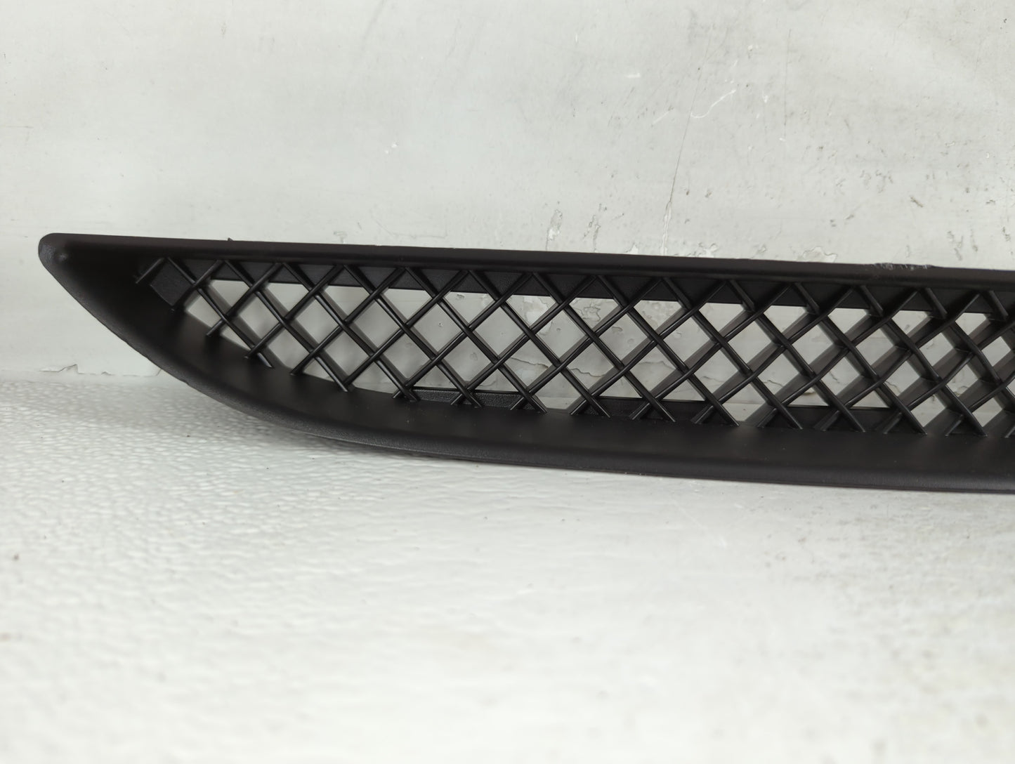 2011-2014 Chrysler 200 Front Grille Bumper Not Included - Oemusedautoparts1.com