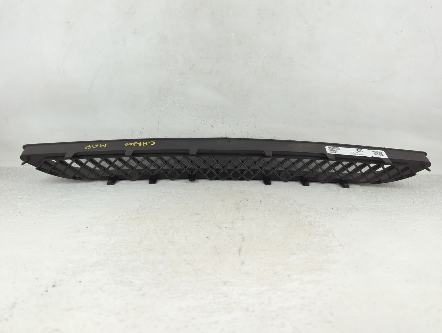 2011-2014 Chrysler 200 Front Grille Bumper Not Included - Oemusedautoparts1.com