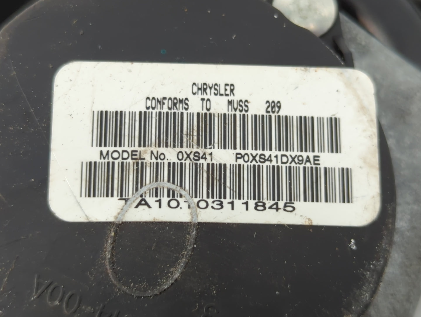 2011-2014 Chrysler 200 Drvier Front Seatbelt Retractor - Oemusedautoparts1.com