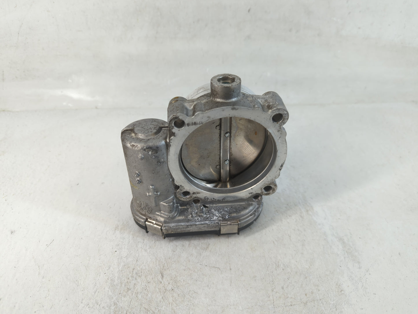2011-2017 Chrysler 200 Throttle Body P/N:0 280 750 570 05184349AC Fits OEM Used Auto Parts - Oemusedautoparts1.com
