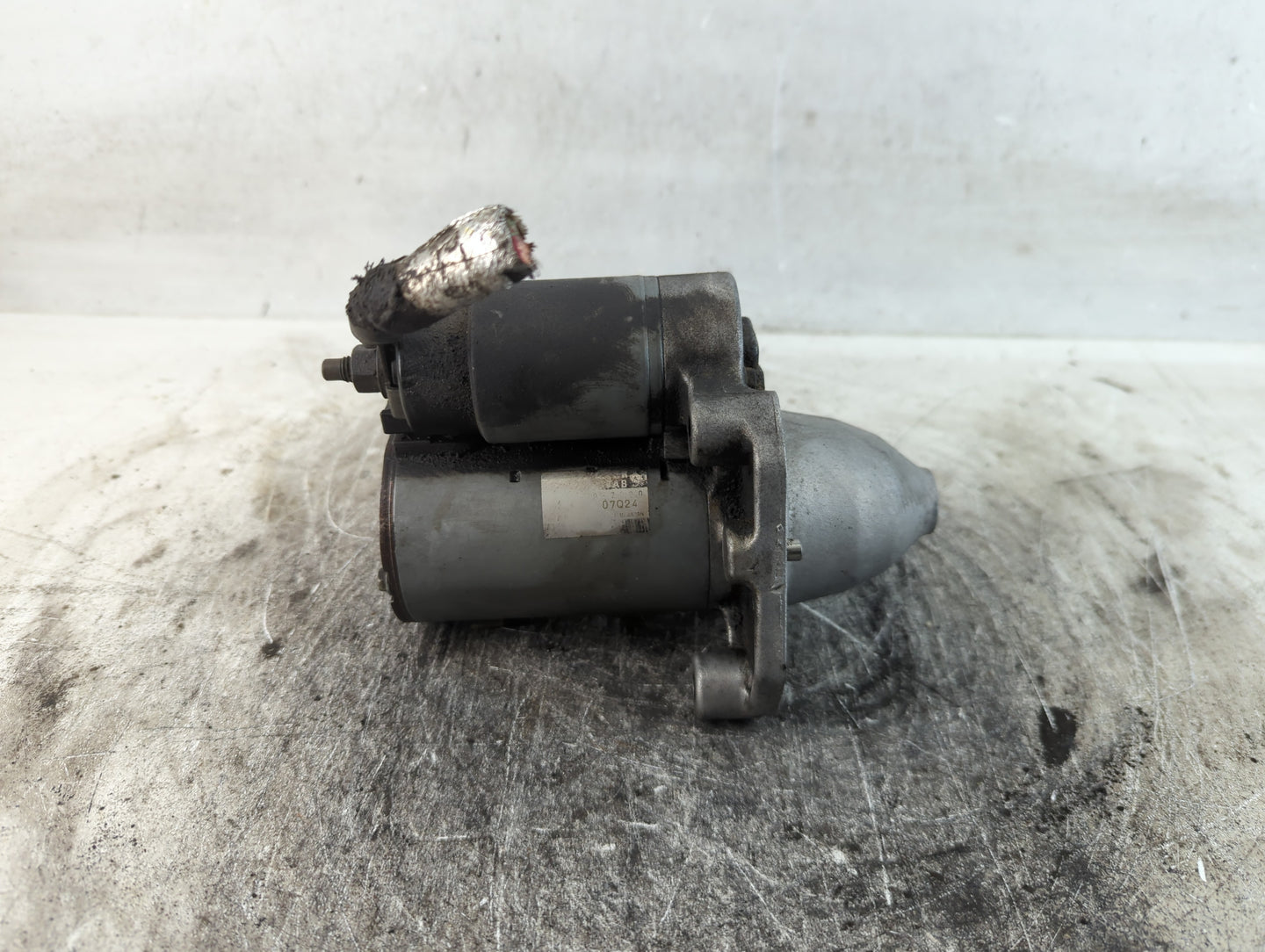 2011-2014 Chrysler 200 Car Starter Motor Solenoid OEM P/N:07Q24 Fits Fits 2011 2012 2013 2014 OEM Used Auto Parts - Oemuseda