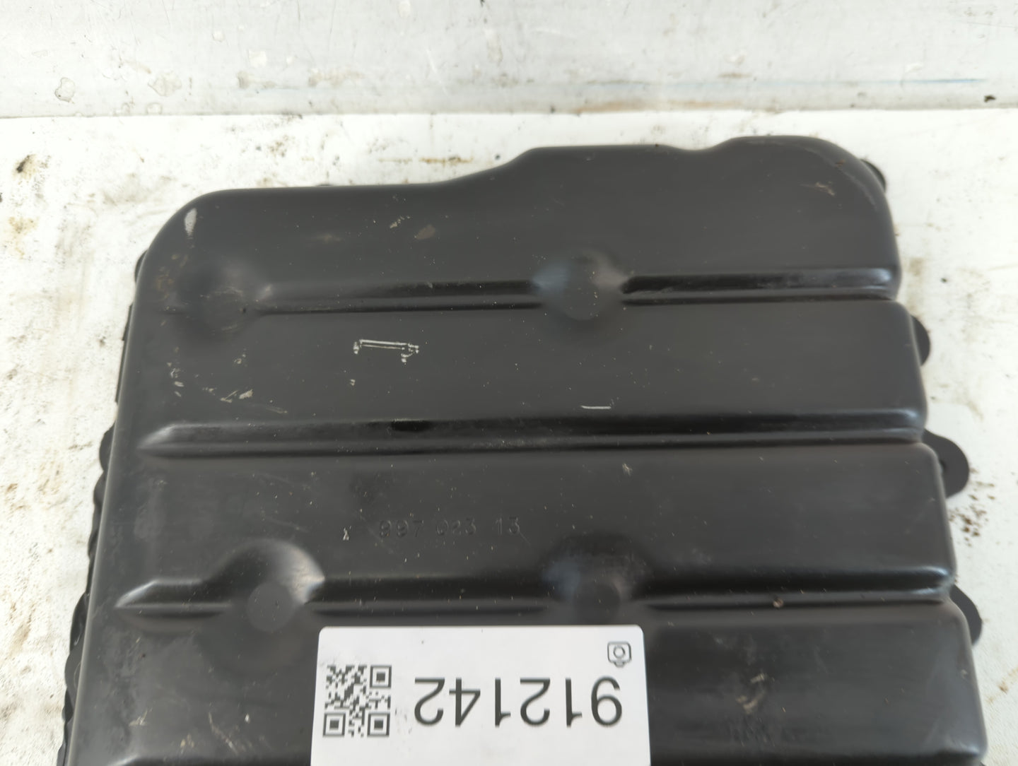 2011-2014 Chrysler 200 Engine Oil Pan P/N:997 023 13 Fits OEM Used Auto Parts - Oemusedautoparts1.com