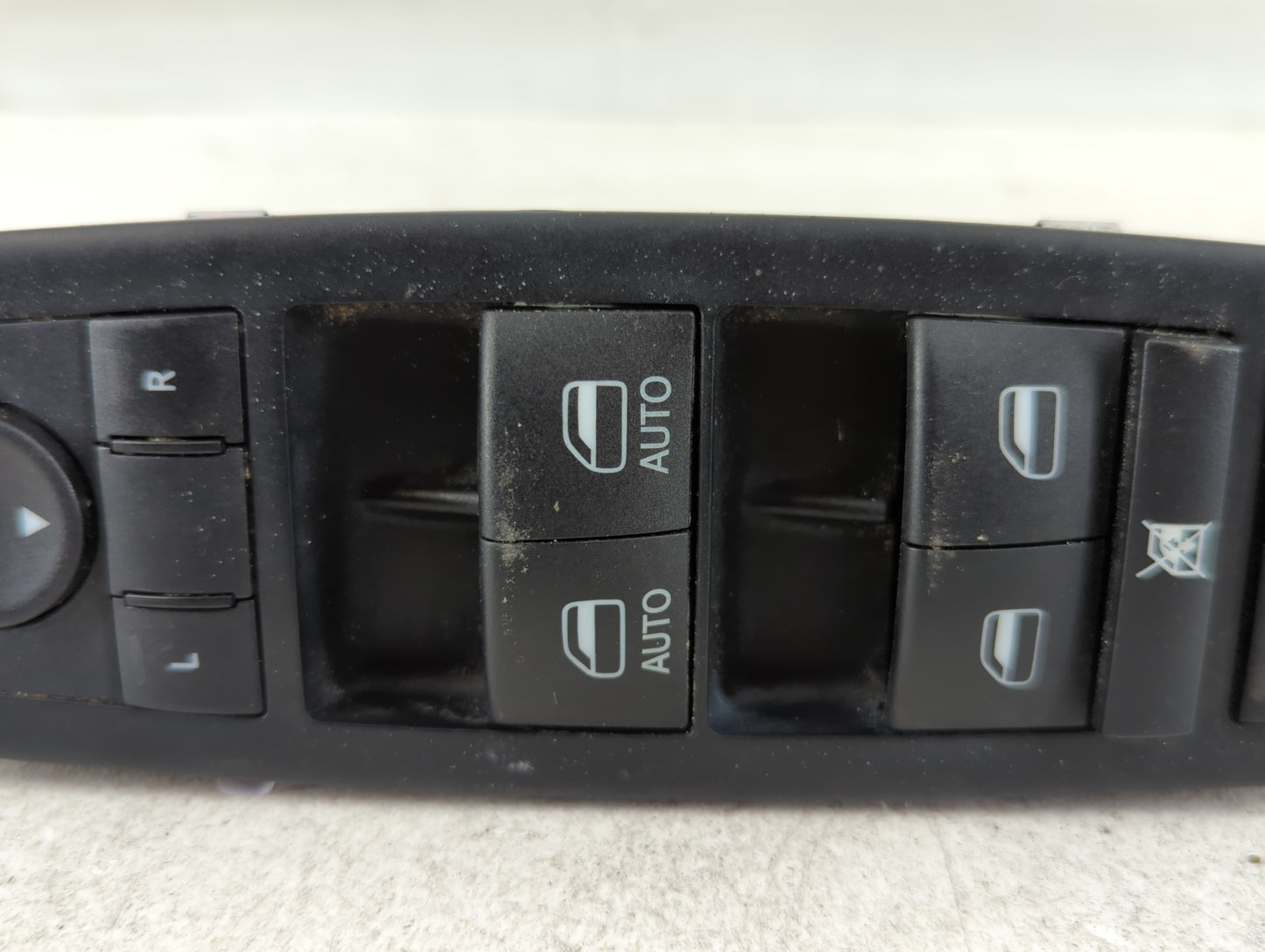 2011-2014 Chrysler 300 Master Power Window Switch Replacement Driver Side Left P/N:68139805AB Fits OEM Used Auto Parts - Oem