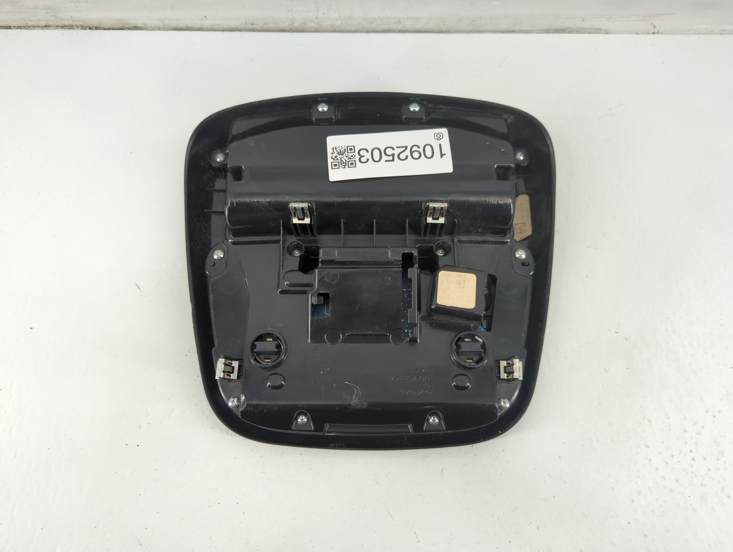 2013-2014 Chrysler 300 Overhead Roof Console 1092503 - Oemusedautoparts1.com